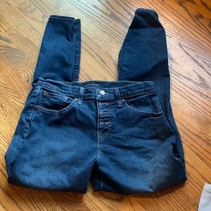 Woman’s Jeans